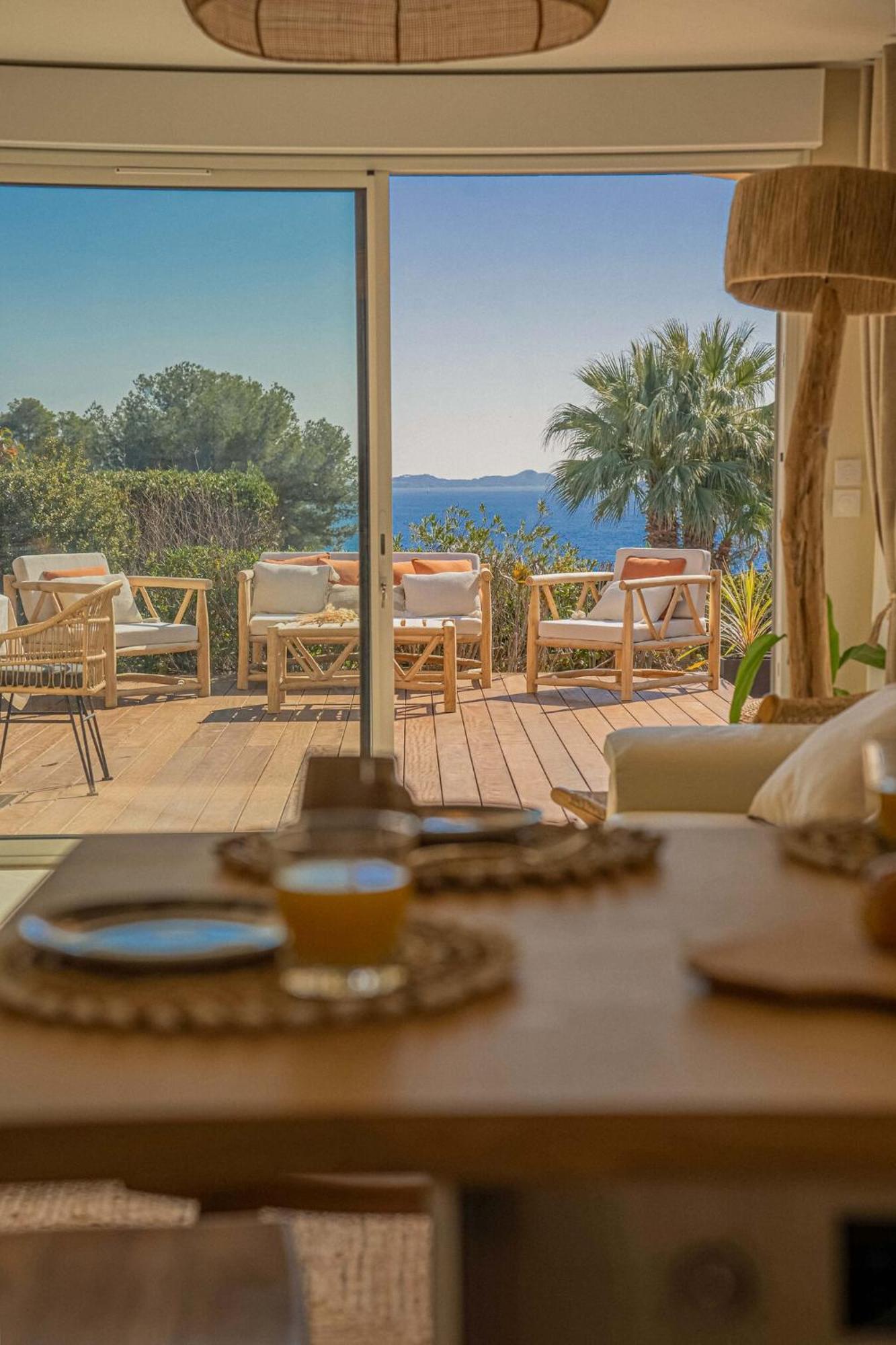 Logement Vue Mer Splendide - Situe A 50 Metres Du Bord De Mer Et 2 Minutes Des Plages - Bandolina Ngoại thất bức ảnh